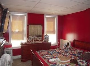 918 N 6th St, Reading, PA 19601