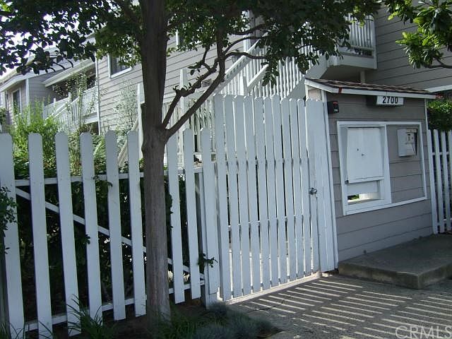 1st image of 2700 Arlington Ave APT 104