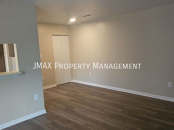 5th image of 3215 Chaparral Dr APT E