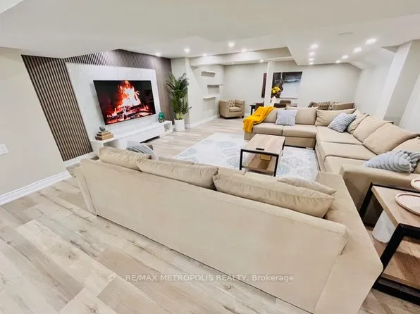 59 Muscat Cres #Basement, Ajax, ON L1Z 0B8