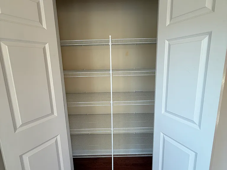 6257 Casdin Dr — Photo 20