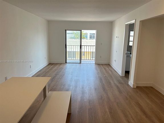 3rd image of 1150 Collins Ave APT 503