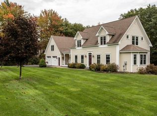 135 Hickory Dr, Auburn, ME 04210