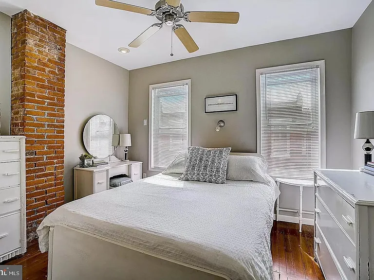 2735 Reno St — Photo 5