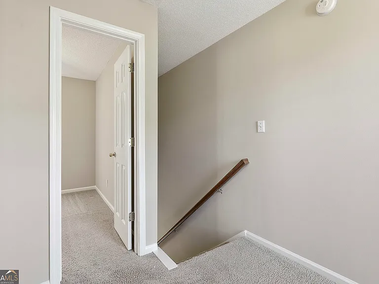 130 S Fairfield Dr — Photo 17