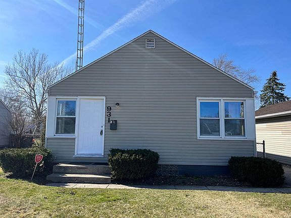 2nd image of 931 S Lombardy Dr