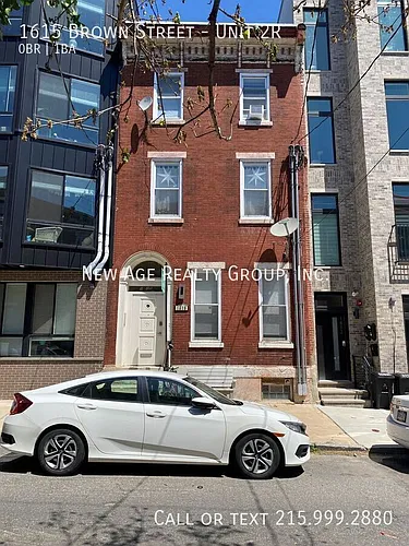 1615 Brown St #2R Photo 1