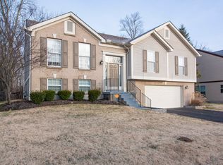 4105 Woodmont Dr, Batavia, OH 45103