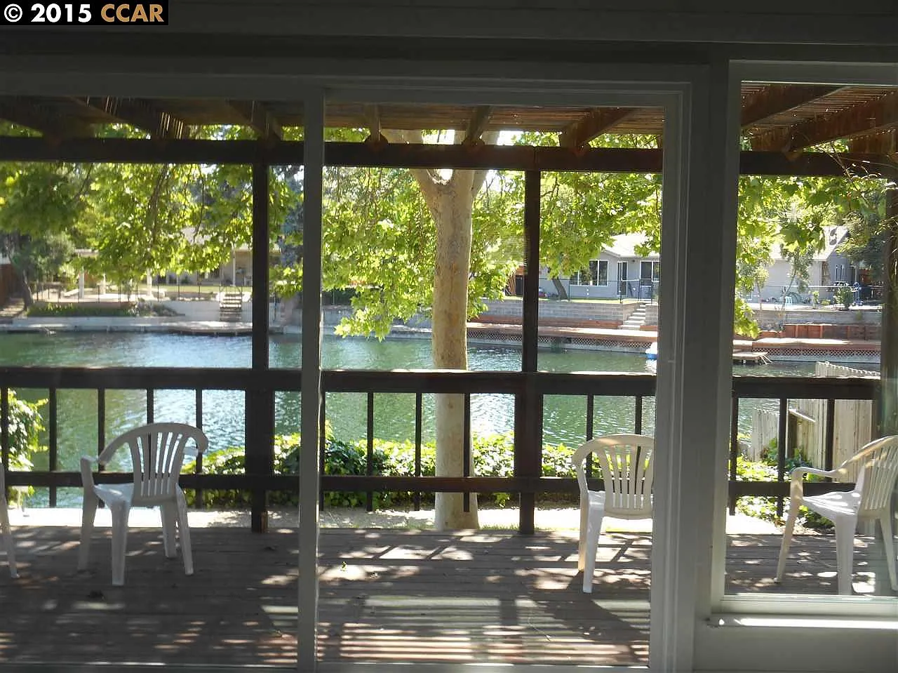 112 E Lake Dr photo 1