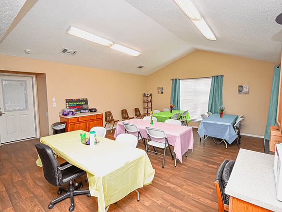 5th image of 1308 Jacksonville Square Dr #12045972