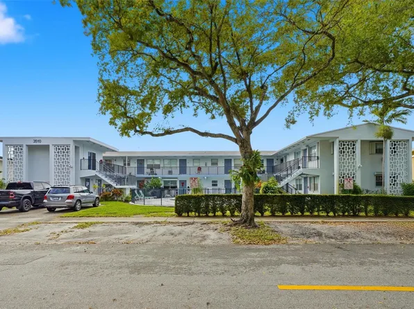 3510 Harrison Street #10, Hollywood, FL 33021