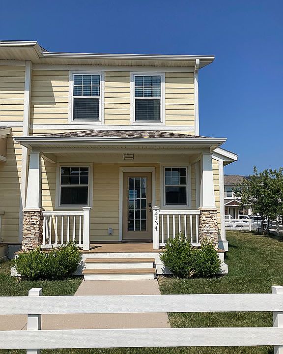 1st image of 2134 Diamond Ln