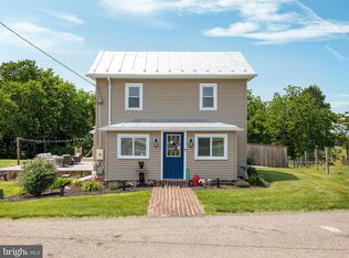 10399 S Middle Rd, Edinburg, VA 22824