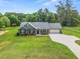 5635 Hunsford Dr, Winston Salem, NC 27105