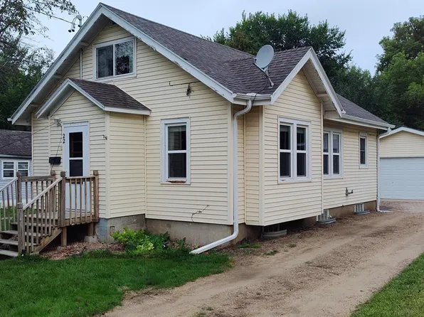 22 3rd Ave NW, Glenwood, MN 56334