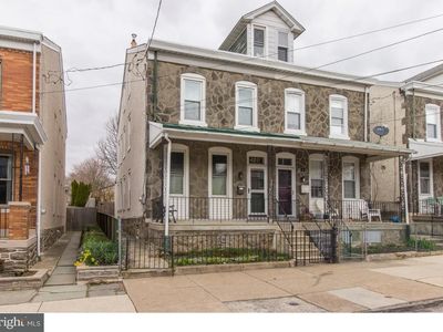 420 Roxborough Ave, Philadelphia, PA, 19128