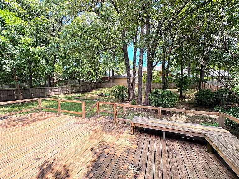 1850 Wood Oak Dr — Photo 34