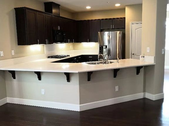 3rd image of 1601 Murasky Pl #1