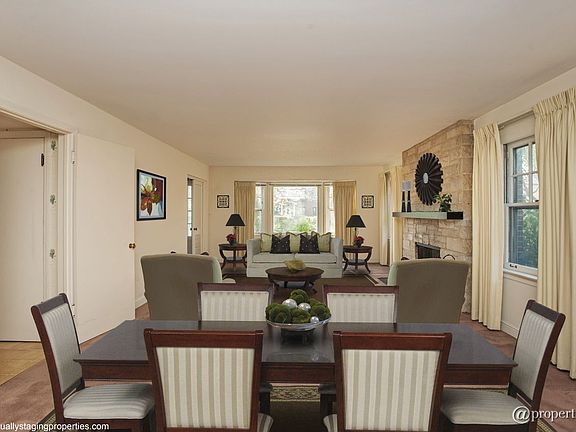 Living Room/Dining Room