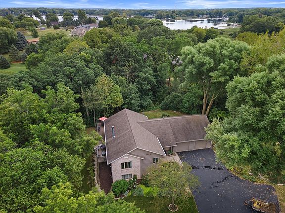 4th image of 7125 Deerpath LANE