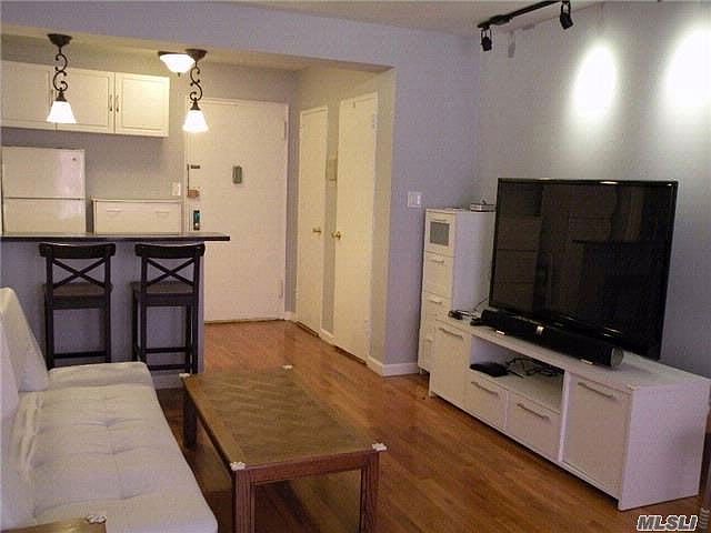 1st image of 14017 84th Dr APT 4J
