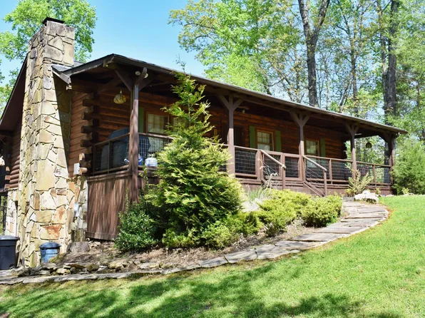 202 Pearl Harbor Dr, Ten Mile, TN 37880