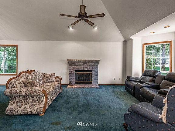 3rd image of 26617 NE 120th Ave
