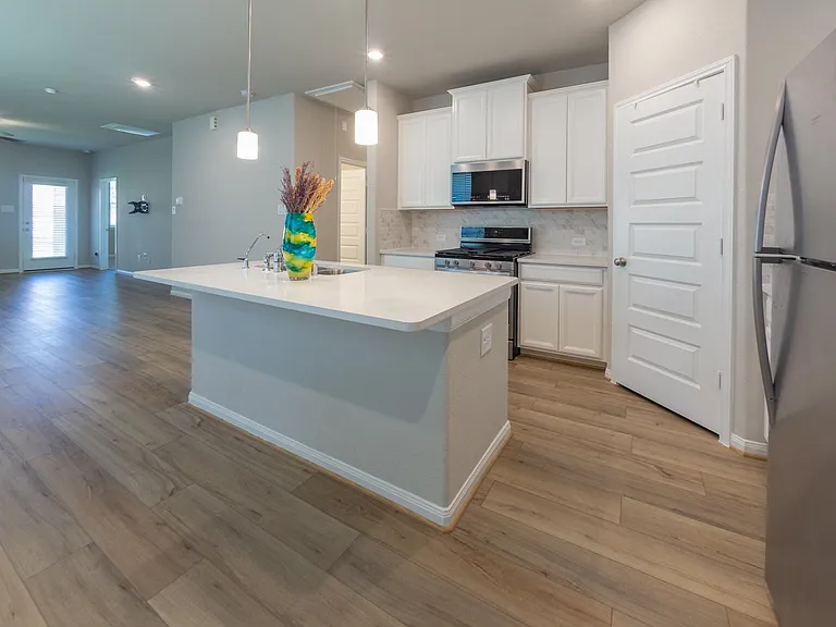 7034 Silverleaf Oak St — Photo 11