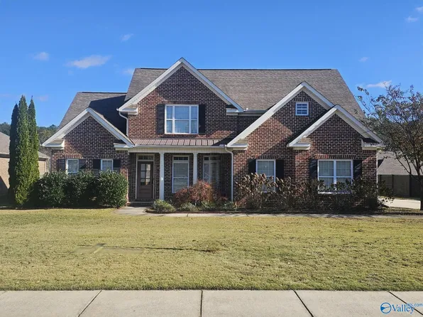 402 Pembrooke Cir SE, Hartselle, AL 35640