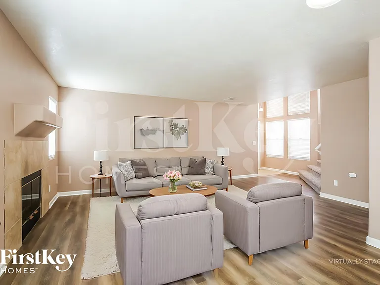 9135 Green Frost Dr — Photo 4