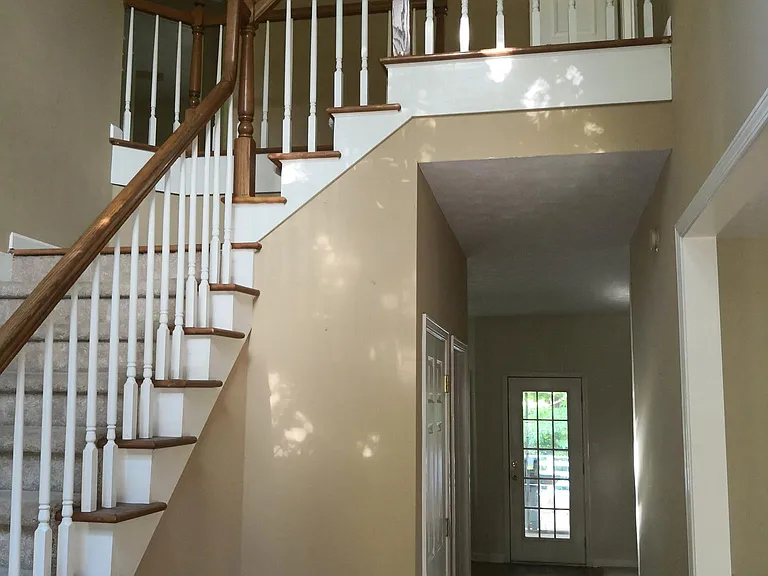 3330 Ashton Dr — Photo 2