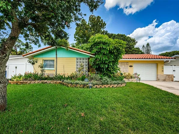 3570 70th St N, Saint Petersburg, FL 33710