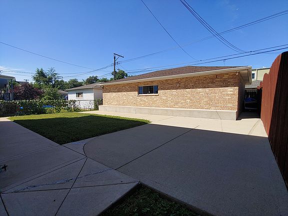 2nd image of 2652 N Moody Ave