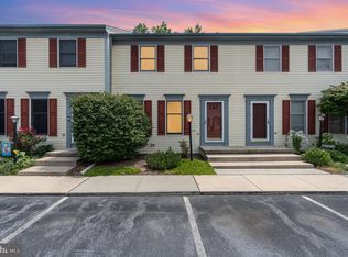 596 Benton Ct, Harrisburg, PA 17112