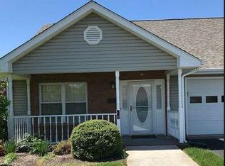 227 Wheatland Ct, Christiansburg, VA