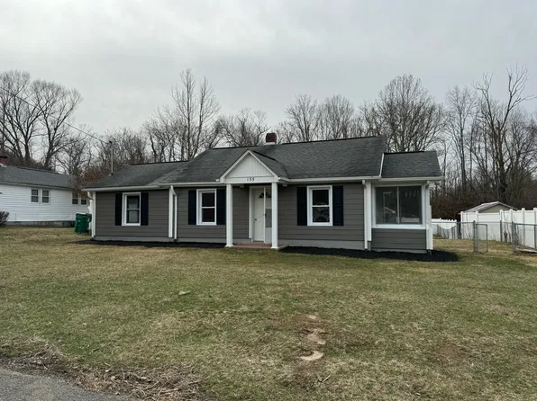 155 Brake Rd, Elliston, VA 24087