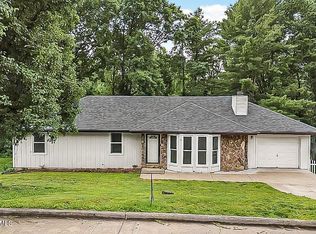 2014 Sandra Dr, Jefferson City, MO 65101
