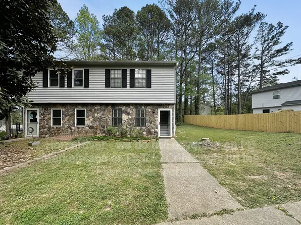 506 Oakwood Ct, Woodstock, GA 30188