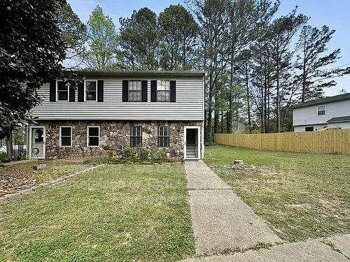 506 Oakwood Ct Photo 1