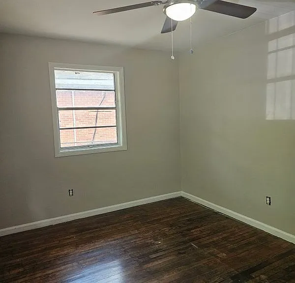 245 Stafford St NW #A — Photo 8