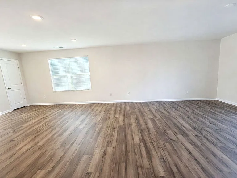 193 Brentwood Dr — Photo 25