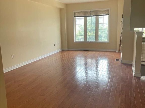 4th image of 4950 Albina Way #147