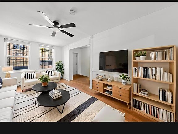 2nd image of 56 Madison Ave Floor 1