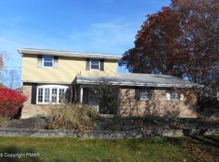 2008 Linwood Dr, Stroudsburg, PA
