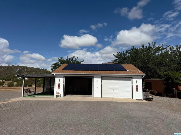 33 Oakwood Ave, Silver City, NM 88061