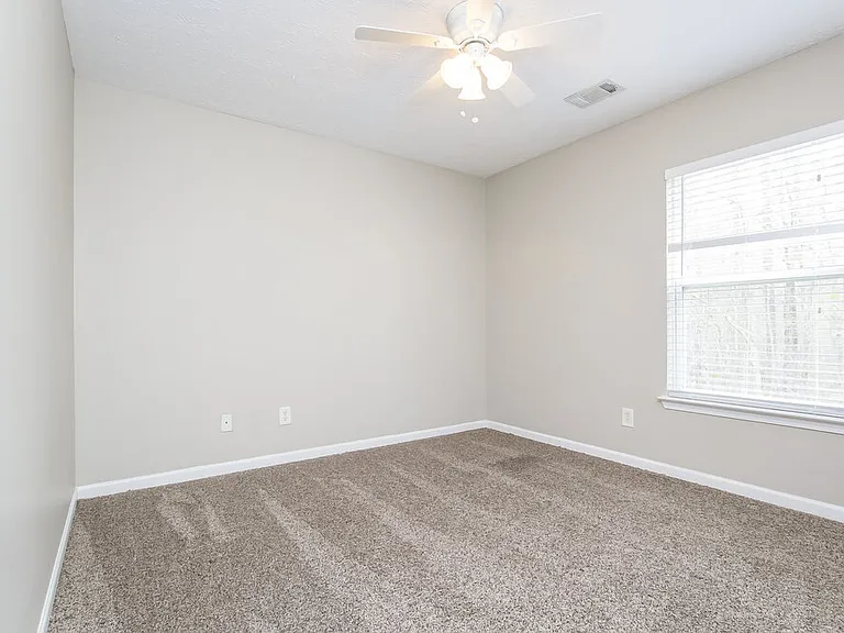 130 Sugar Berry Pl — Photo 7