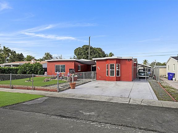 4th image of 720 N 71st Avenue