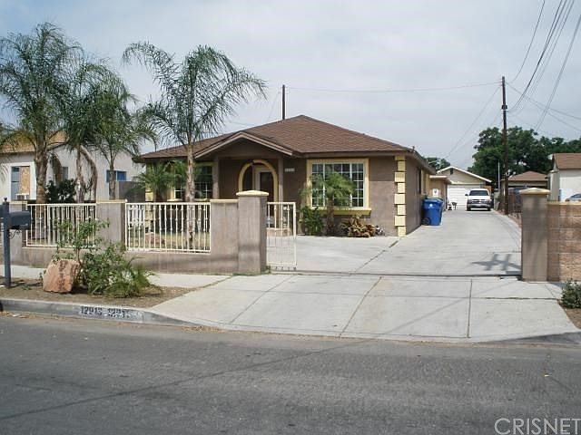 1st image of 12911 Kagel Canyon St