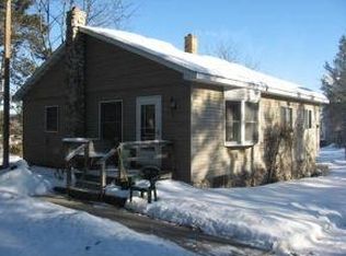 N3802 10th Ave, Hancock, WI 54943
