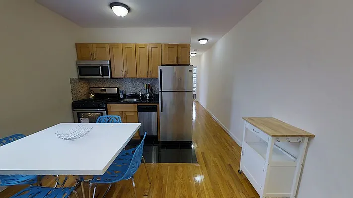 Rented by Urban Living | media 33